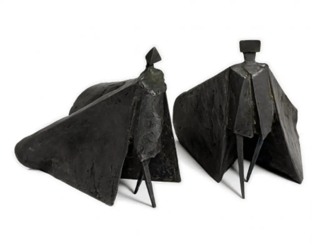 Multiplo Chadwick - Walking Cloaked Figures VII 