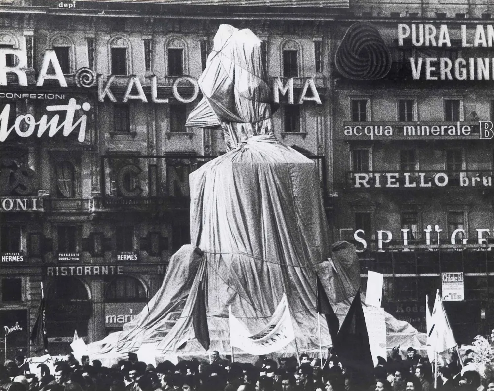 Fotografie Christo - Piazza Duomo