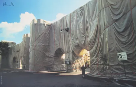 Offset Christo - Roman Wall wrapped