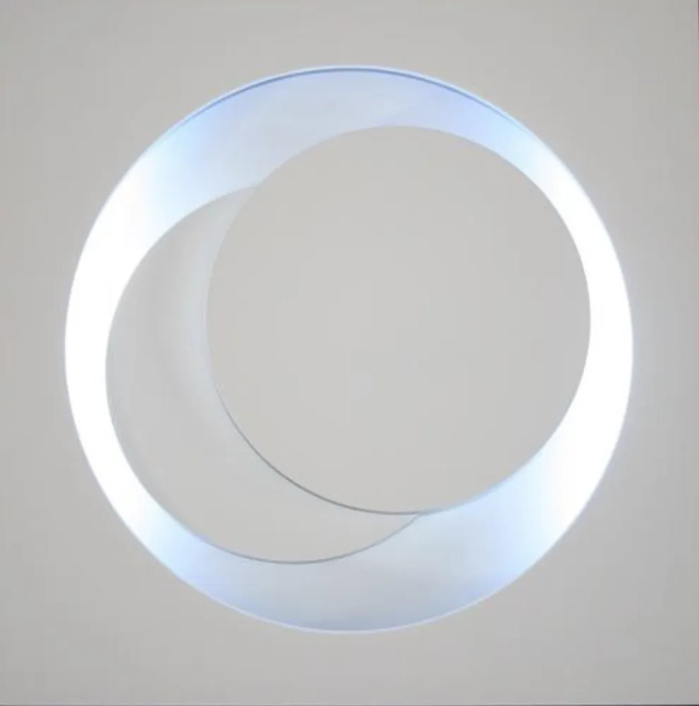 Multiplo Claisse - Cercles Blancs