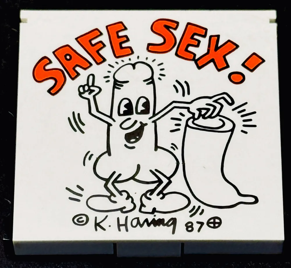 Non Tecnico Haring - Keith Haring (1958–1990) - Safe Sex! - Condom holder with clip - 1987