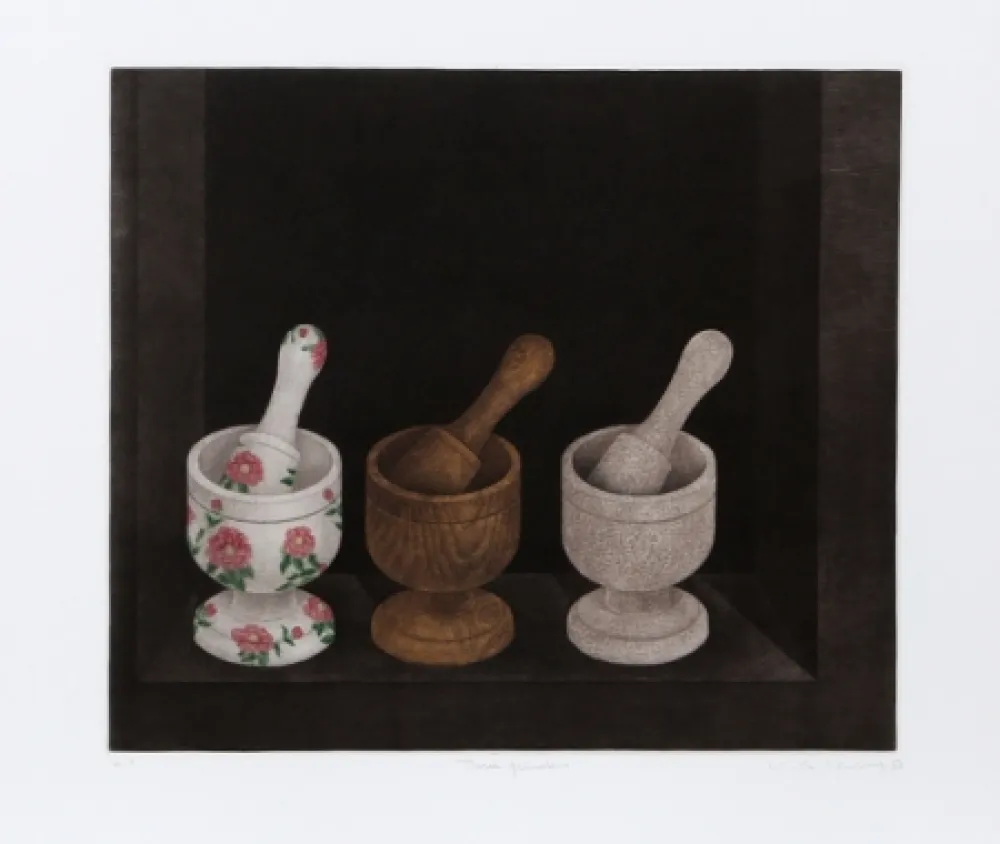 Maniera Nera Hwang - Three Mortars and Pestle