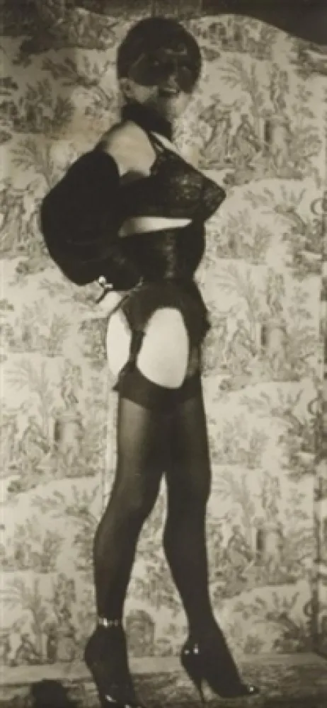 Non Tecnico Molinier - Autoportrait au loup avec faux seins 