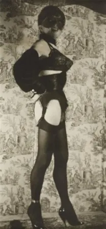 Non Tecnico Molinier - Autoportrait au loup avec faux seins 