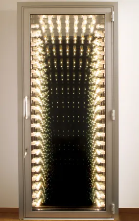 Multiplo Navarro - There is Hole in the Spectacle