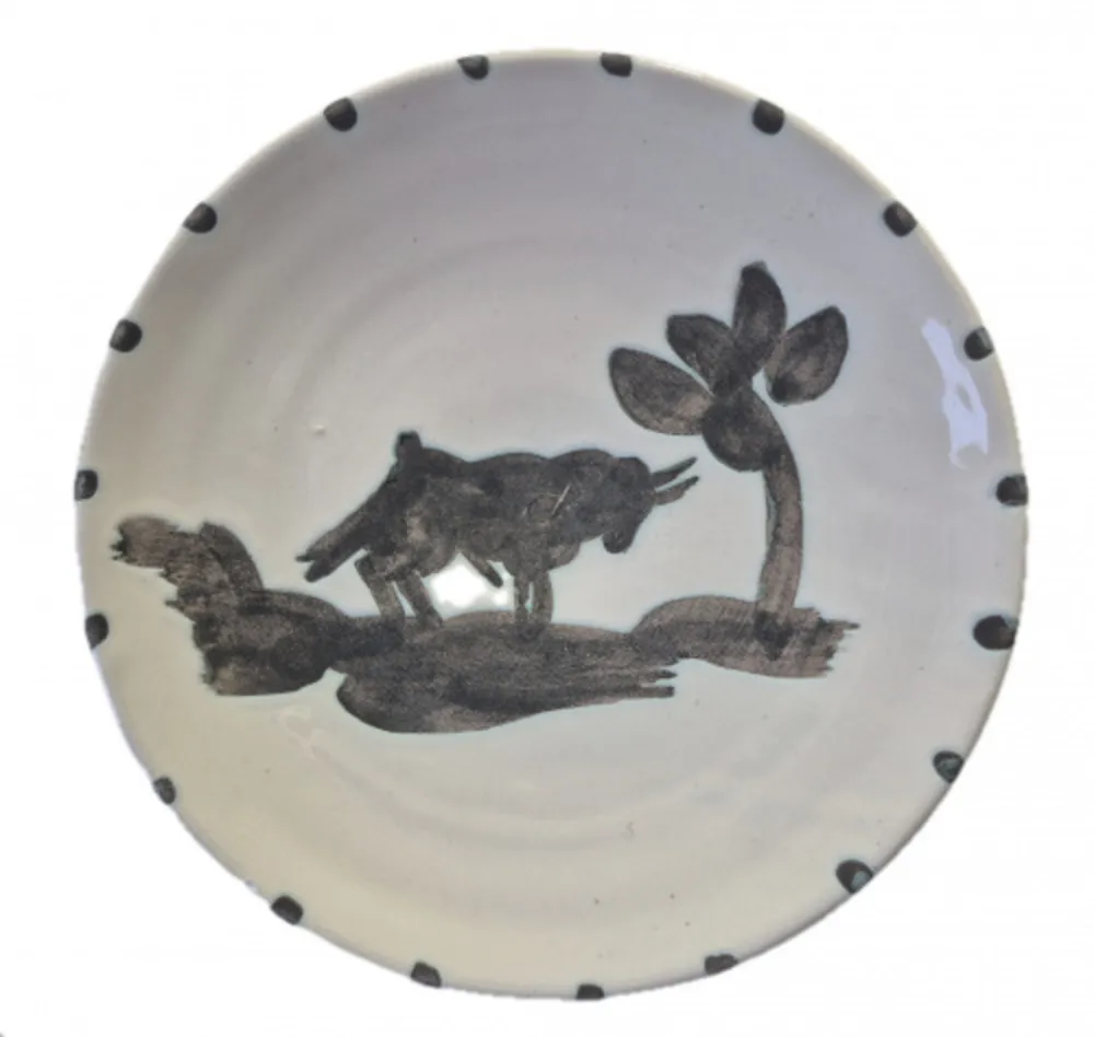 Ceramica Picasso - Taureau sous l'arbre (Bull under the Tree)