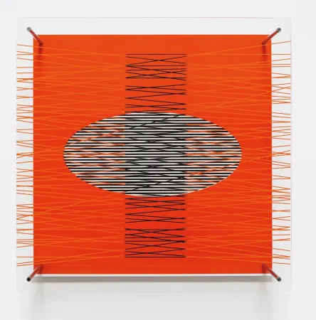 Multiplo Soto - Óvalo en el rojo