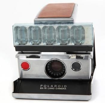 Non Tecnico Warhol - Andy Warhol's Personal Poloroid Camera