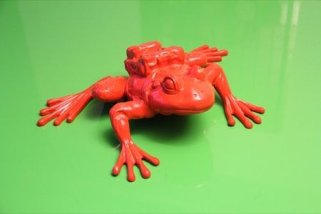 Multiplo Sweetlove - Cloned RED Aluminum FROG with backpack