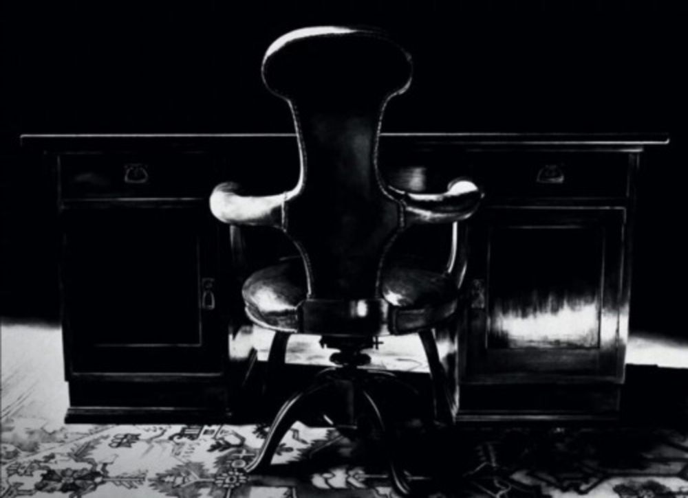 Multiplo Longo - Freud’s Desk and Chair, Study Room