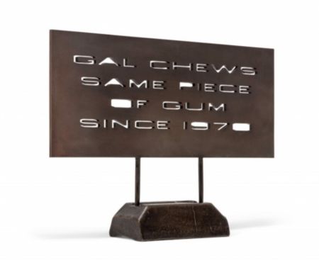 Multiplo Ruscha - Gal Chews Same Piece of Gum
