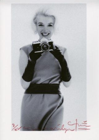 Multiplo Stern - Marilyn with Bert's Nikon