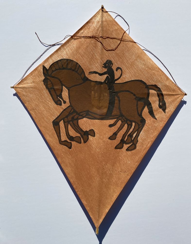 Non Tecnico Toledo - Monkey Riding Horse Kite